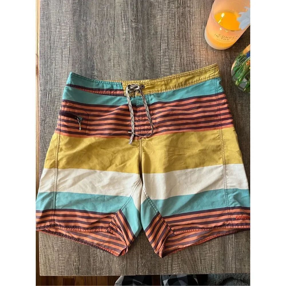 Patagonia Men's Wavefarer Board Shorts Swim Trunks Mens 38 Yellow Striped